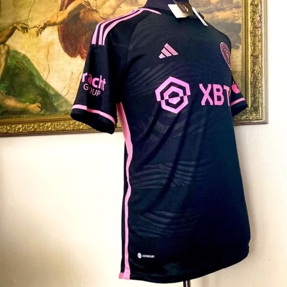 Inter Miami Adidas Messi Away jersey NWT. - Picture 7 of 7